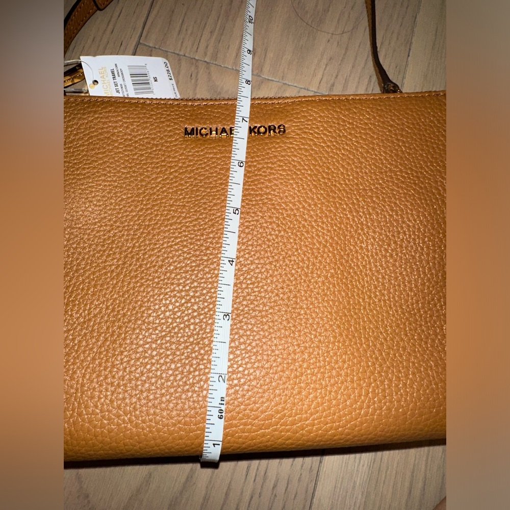 Michael Kors jet set travel crossbody NWT